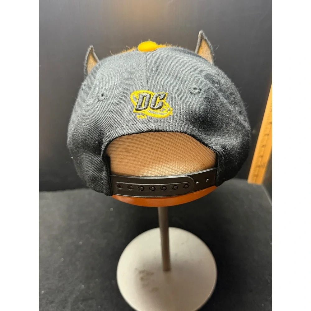 DC Comics Batman Kids Snapback Hat Yellow Black Mask Ears Cap BAT-018 52cm